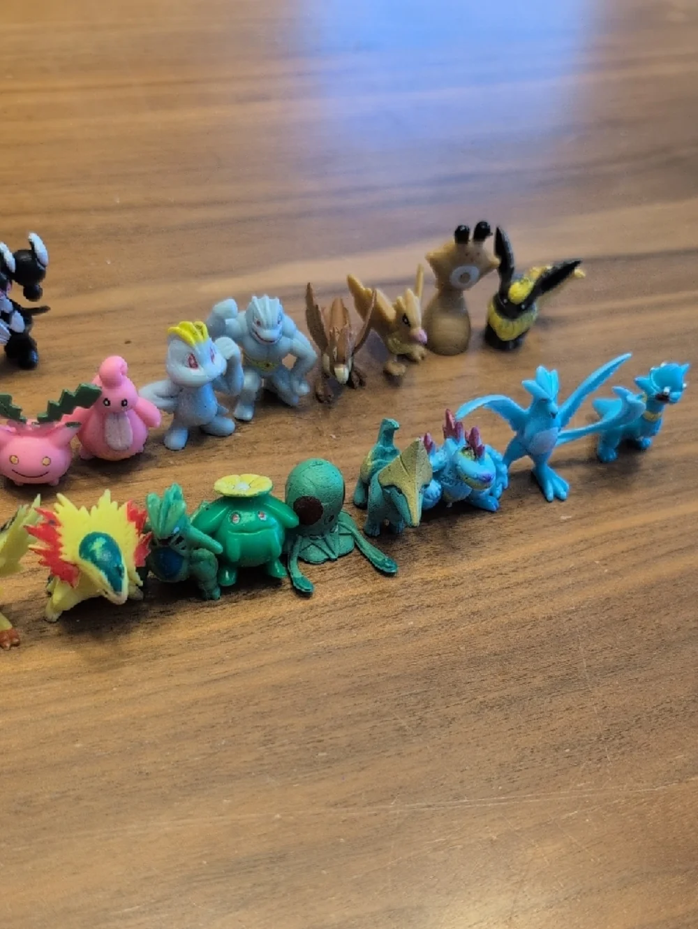 Pokémon Mini Figure Collection - Assorted Colors - Picture 3 of 9